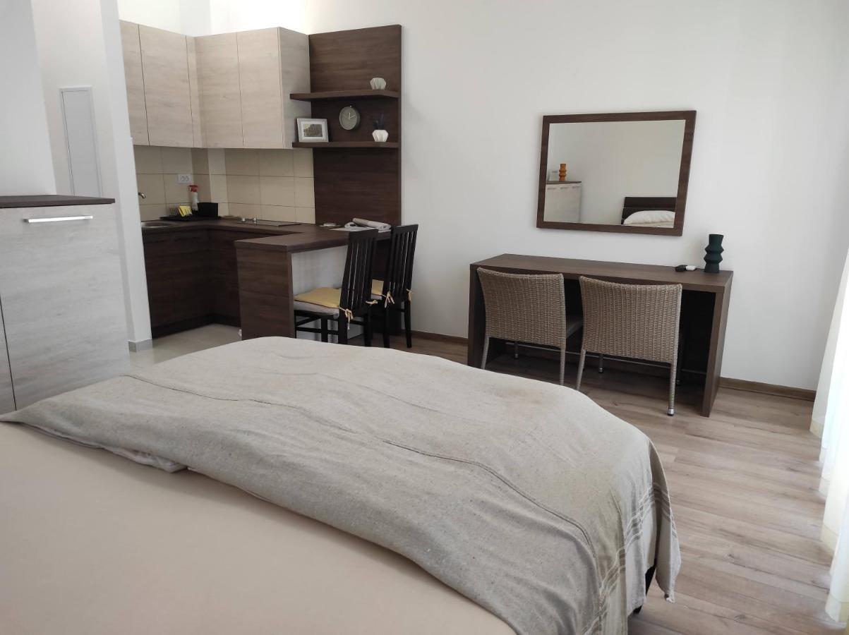 Studio Apartman Dani บันยา โควิลยาชา ภายนอก รูปภาพ